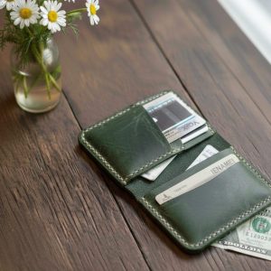 Leather Bifold Card Holder: Minimalist Personalized Front Pocket Wallet